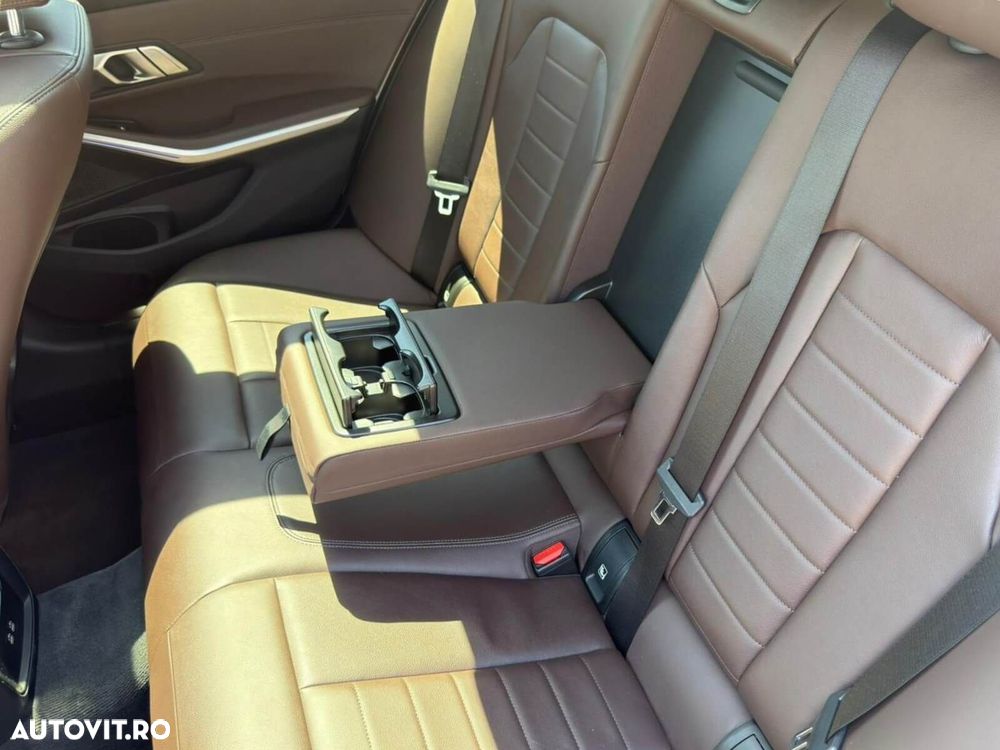 BMW Seria 3 320d xDrive AT MHEV - 16