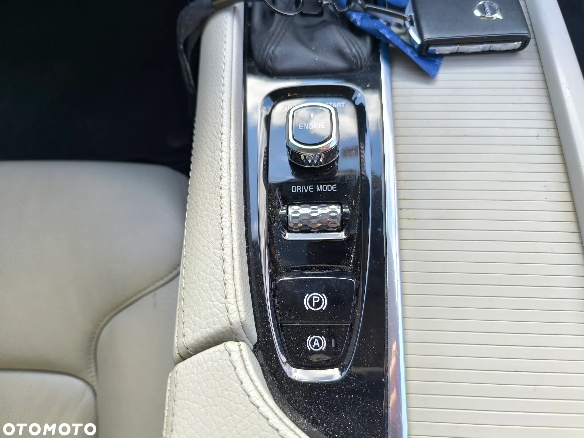 Volvo S90 T5 Momentum - 11