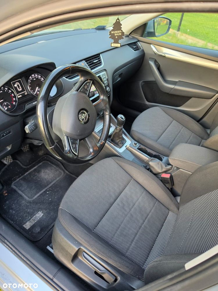 Skoda Octavia 1.6 TDI Ambition - 10