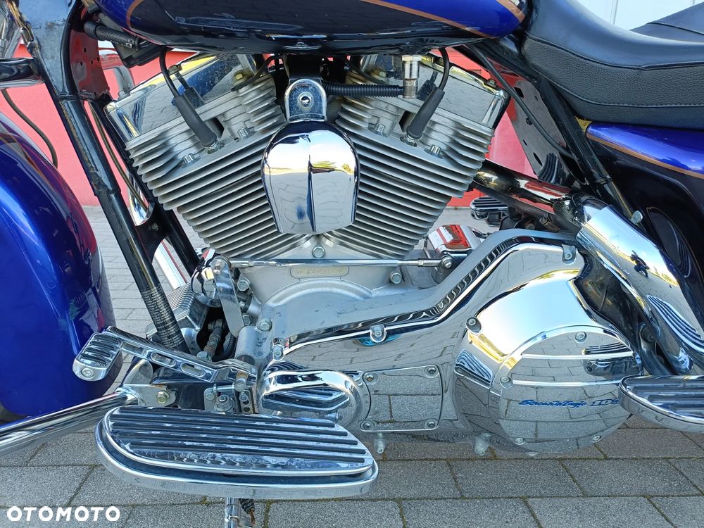 Harley-Davidson FLH Electra Glide - 24