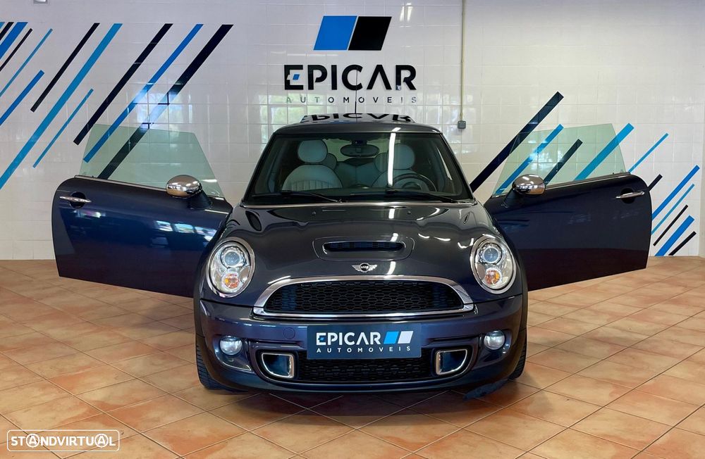 MINI 3 Portas Cooper S Auto - 4