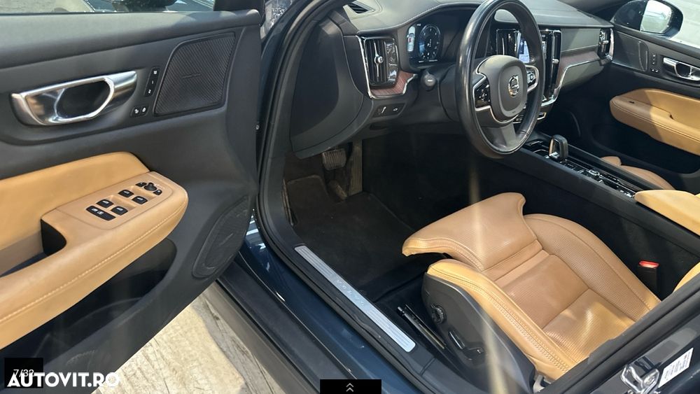Volvo V60 B4 MHEV AT AWD Ultimate Bright - 5