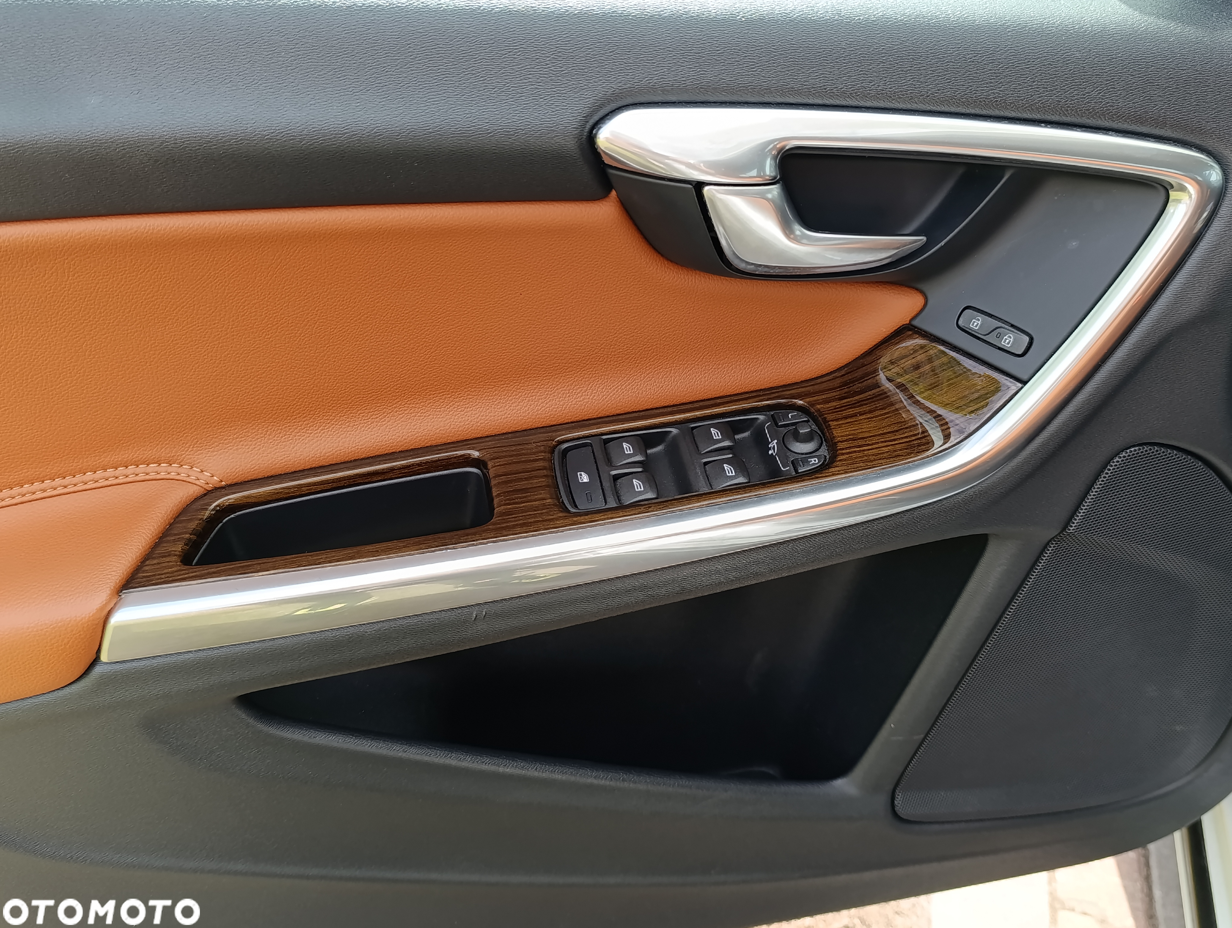 Volvo S60 2.5 T5 AWD - 16