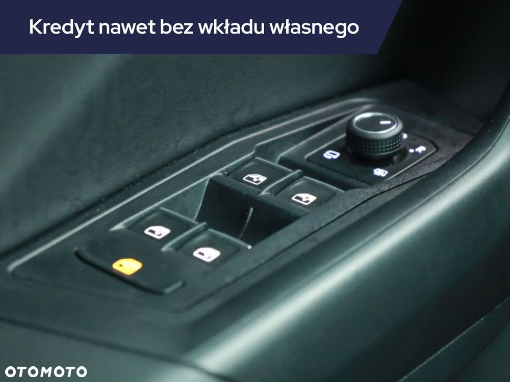 Volkswagen T-Roc - 18