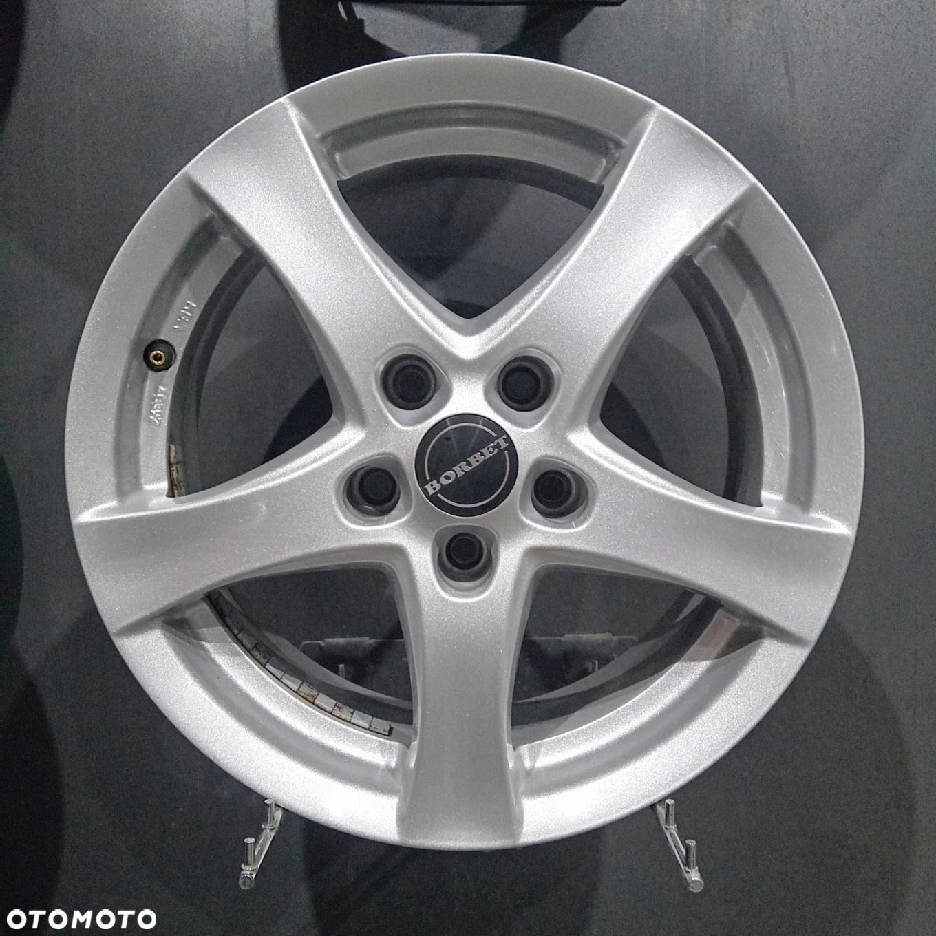 Felgi 16 5x112 Skoda Octavia III, VW Golf VII Passat B8 F504692-25 - 3