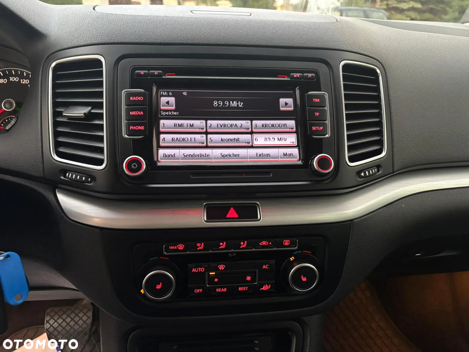Volkswagen Sharan 2.0 TDI Highline DSG - 15