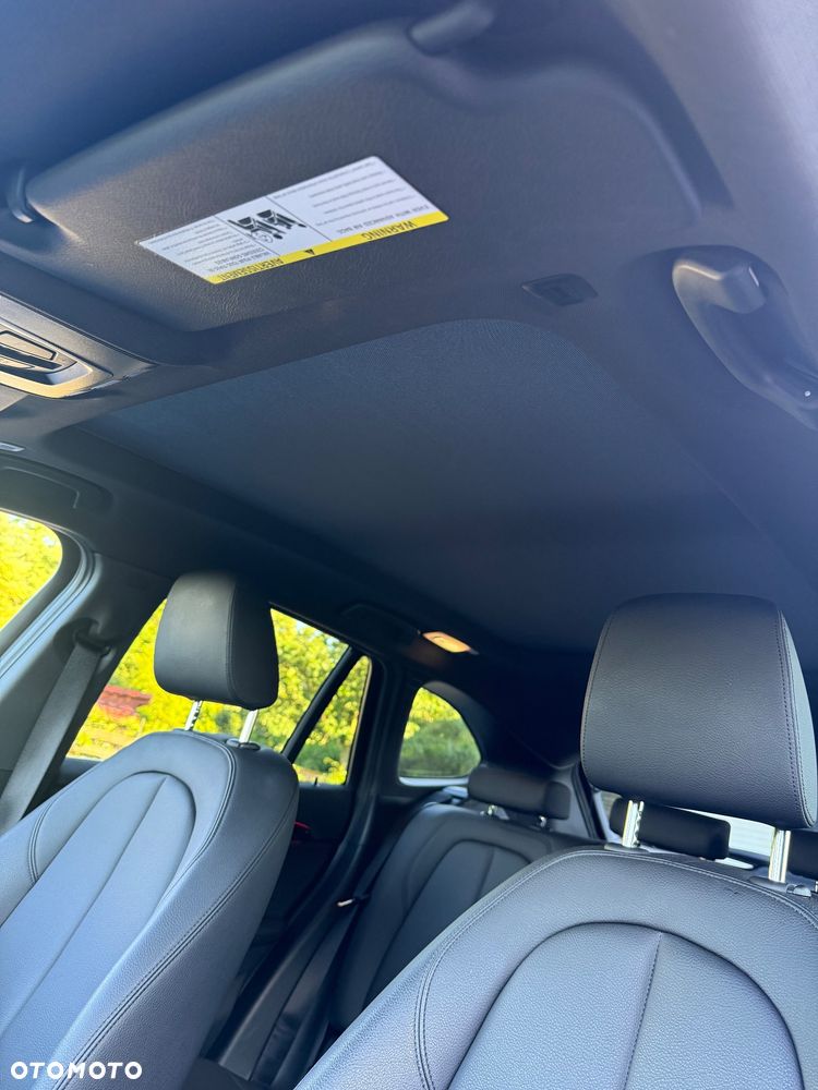 BMW X1 xDrive25i GPF xLine - 31