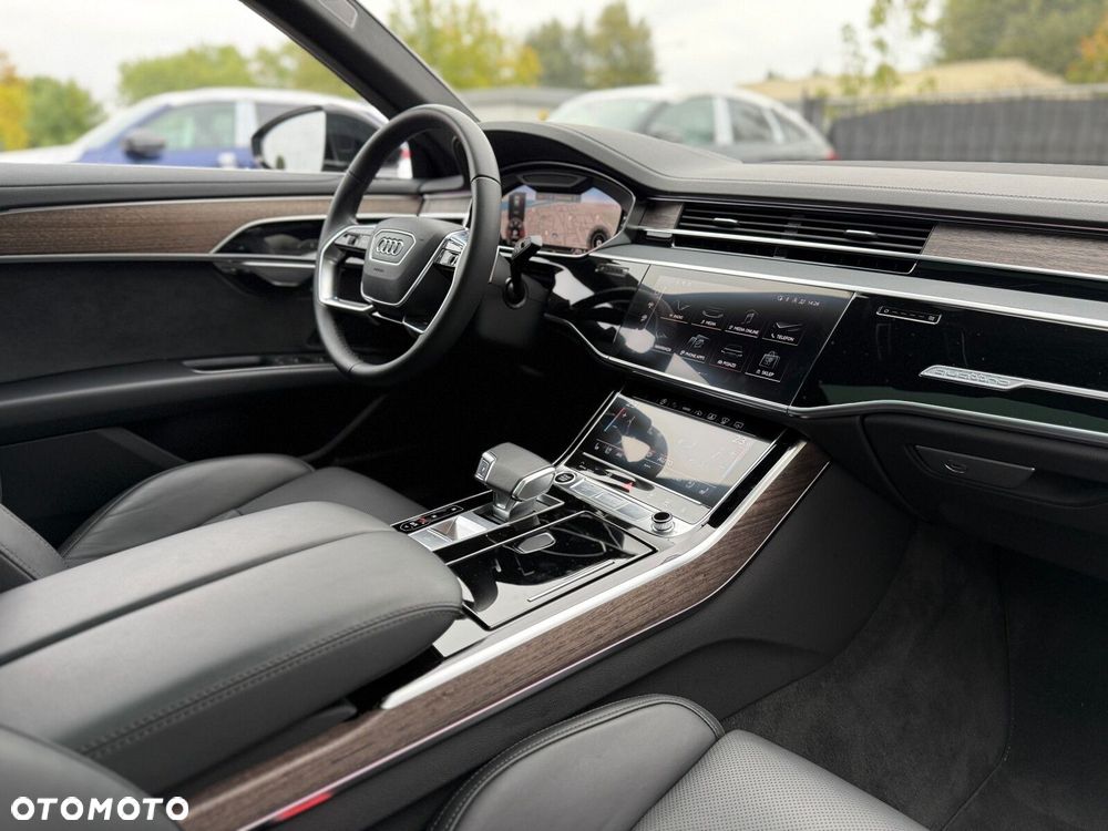 Audi A8 - 28