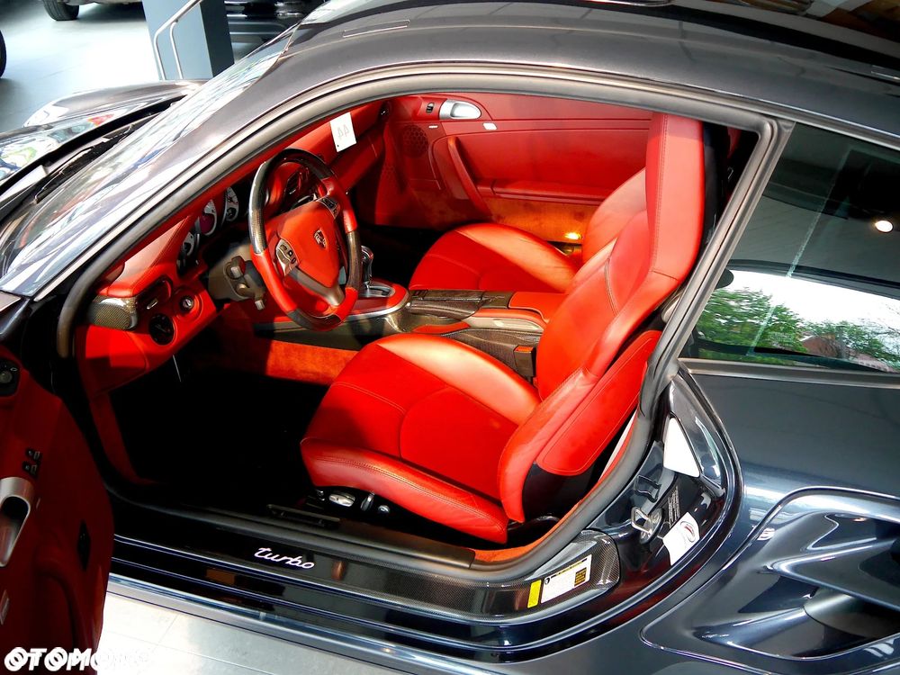 Porsche 911 - 8