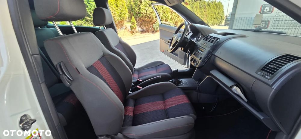 Volkswagen Polo 1.6 GT Rocket - 28