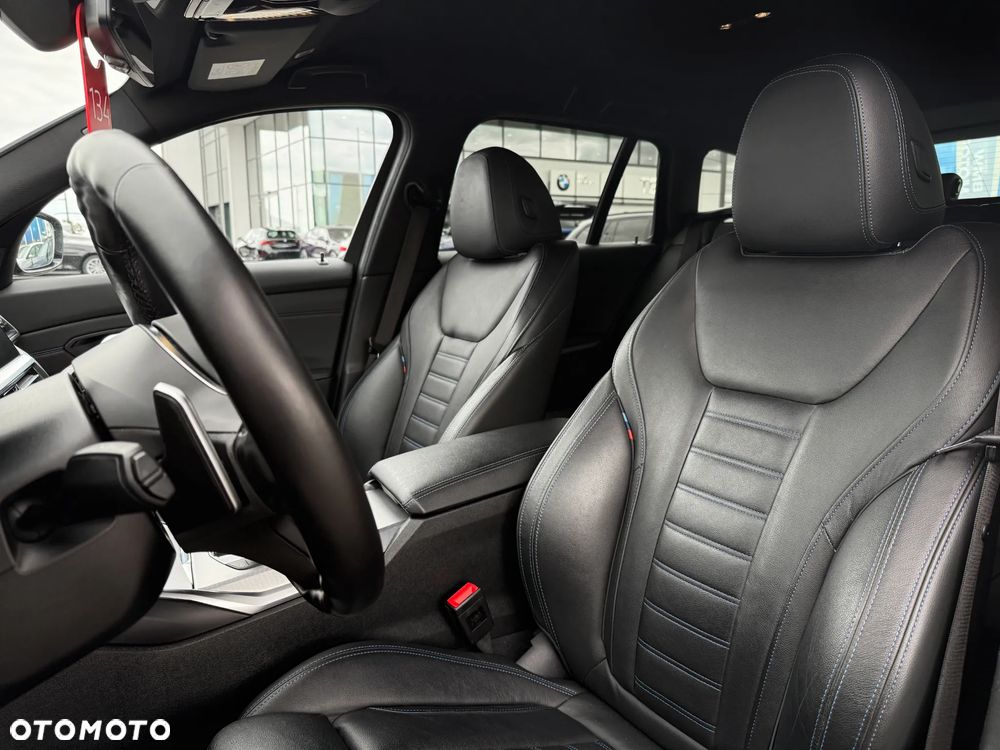 BMW Seria 3 320d M Sport sport - 27