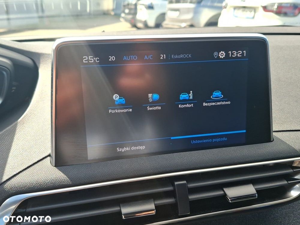 Peugeot 5008 1.2 PureTech mHEV Allure Pack S&S e-DCS6 - 36