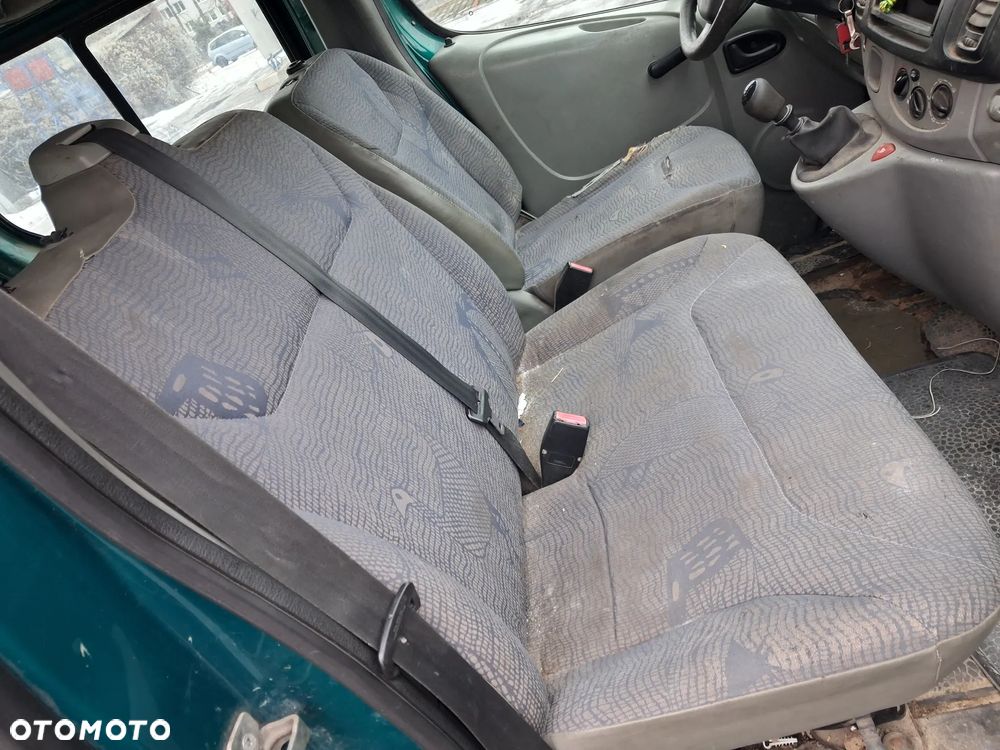Renault Traffic I Opel Vivaro 01-07 silnik kompletny 1.9 DCi F9Q 101KM F9Q760 skrzynia biegów 6 biegów PK6 375 drzwi maska klapa błotnik lampa lusterko szyba czołowa drzwi tył tylne zamek listwa atrapa podstawa czujnik przewód wiązka rura turbina intercooler lewarek maglownica zwrotnica zacisk podstawa stopień manetka panel wyświetlacz ramka boczek fotel ława pas pompa sterownik moduł felga sanki belka mechanizm NA CZĘŚCI WSZYSTKIE CZĘŚCI - 14