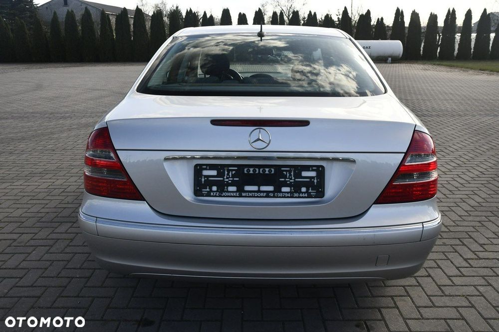 Mercedes-Benz Klasa E - 10