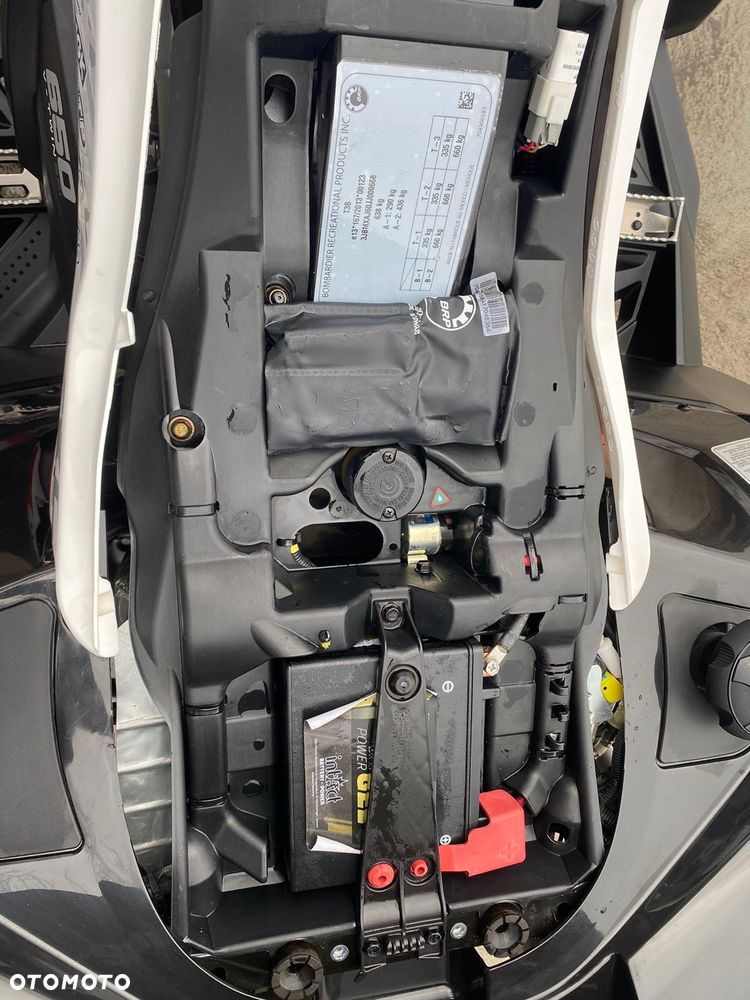 Can-Am Renegade - 11