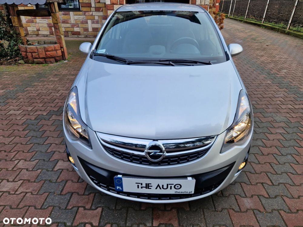 Opel Corsa 1.4 16V Cosmo - 31