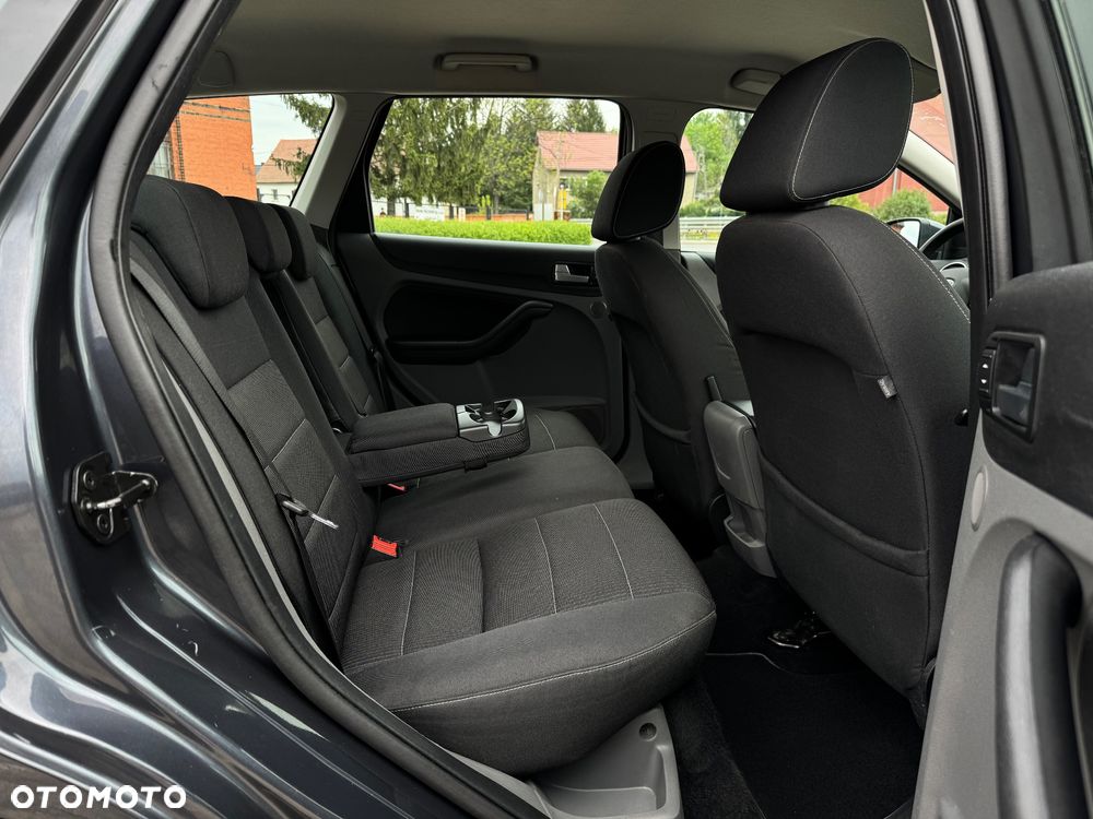 Ford Focus - 9
