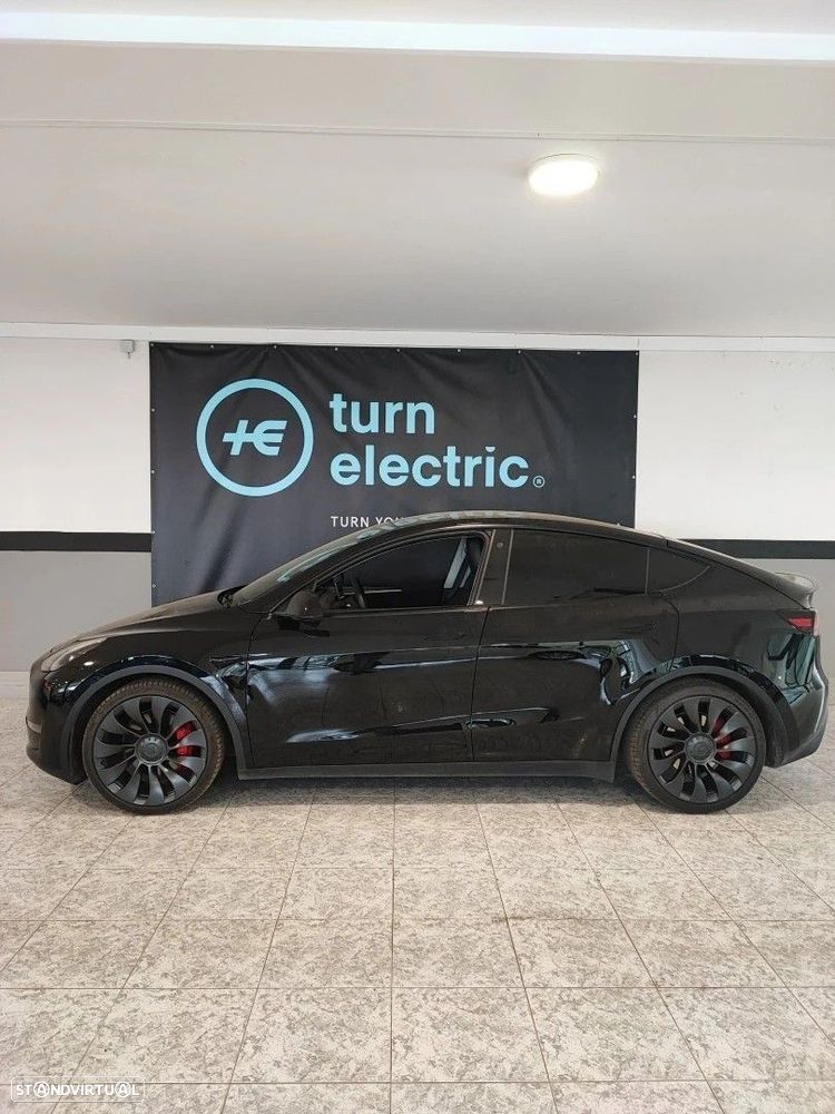 Tesla Model Y Performance Dual Motor AWD - 1