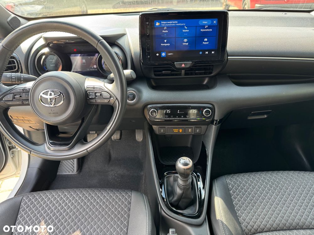 Toyota Yaris - 7
