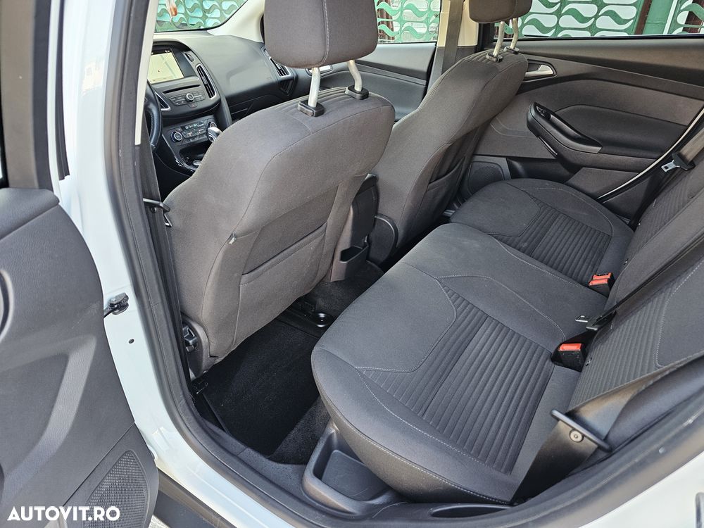 FORD Focus 2016 — imagine 9