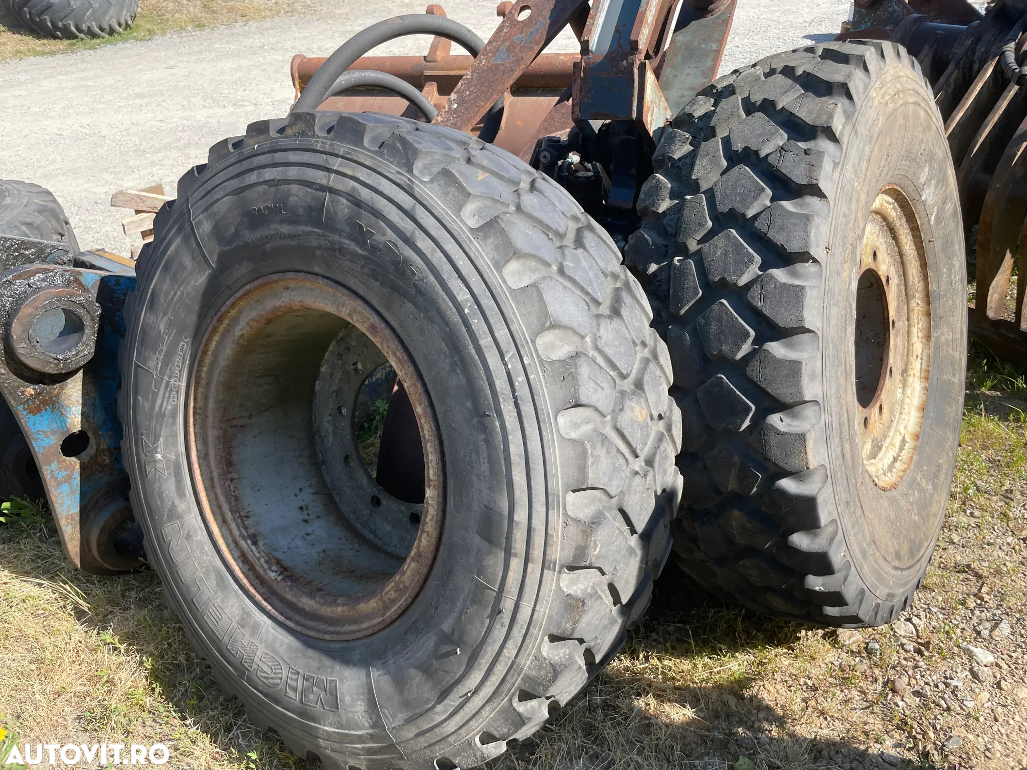 cauciucuri Michelin cu jante pentru Excavator Cale ferata Atlas Terex - 5