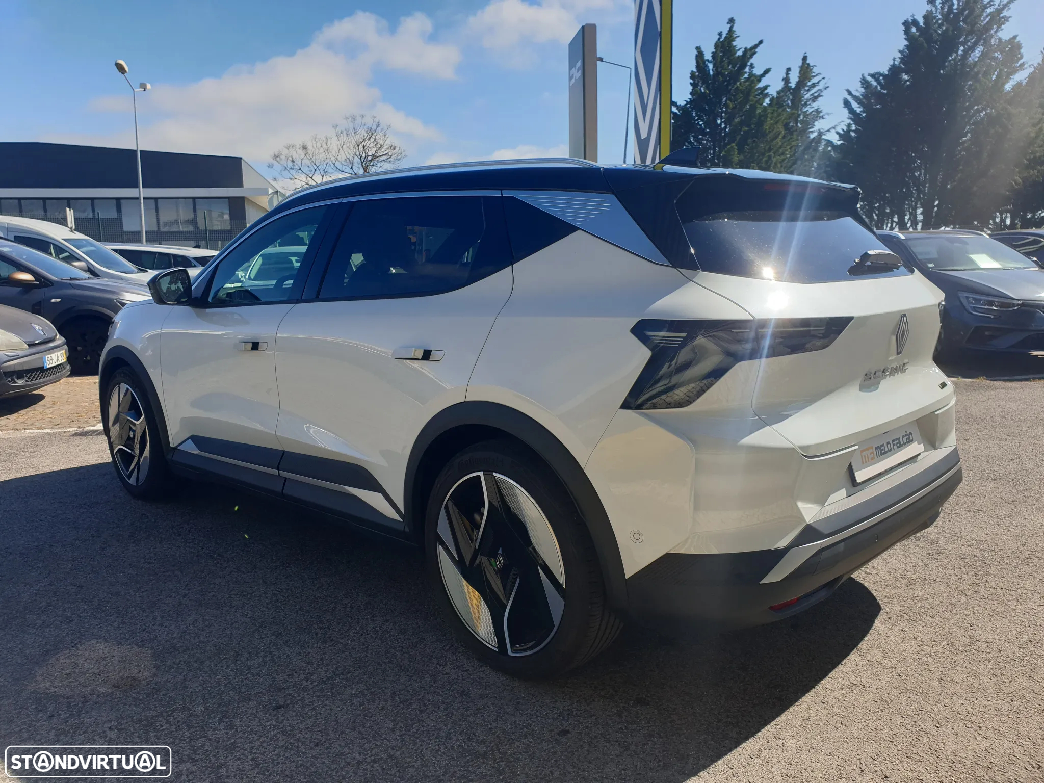 Renault Scénic E-Tech 87 kWh Iconic - 8