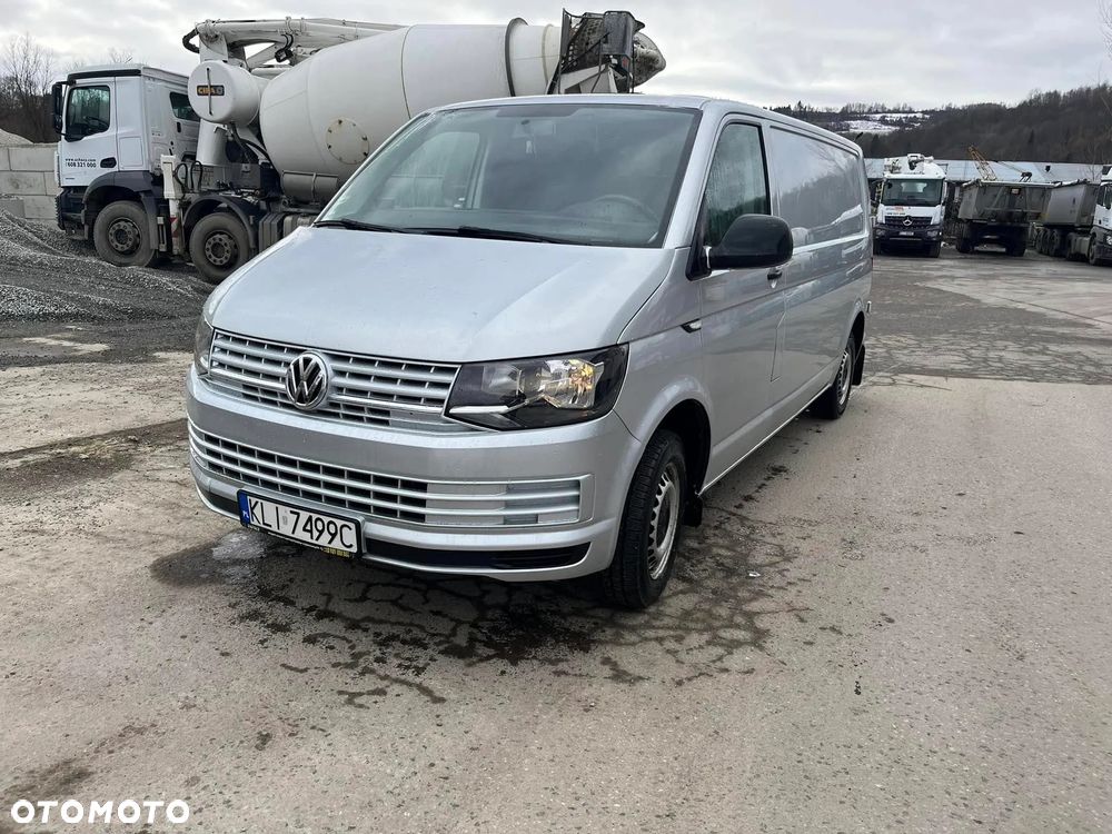 Volkswagen T6 Transporter Long
