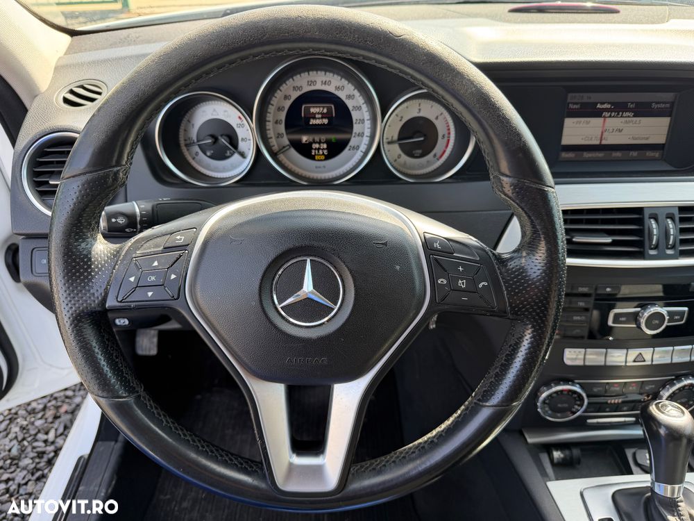 Mercedes-Benz C - 8