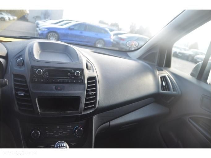 Ford Transit Connect - 16