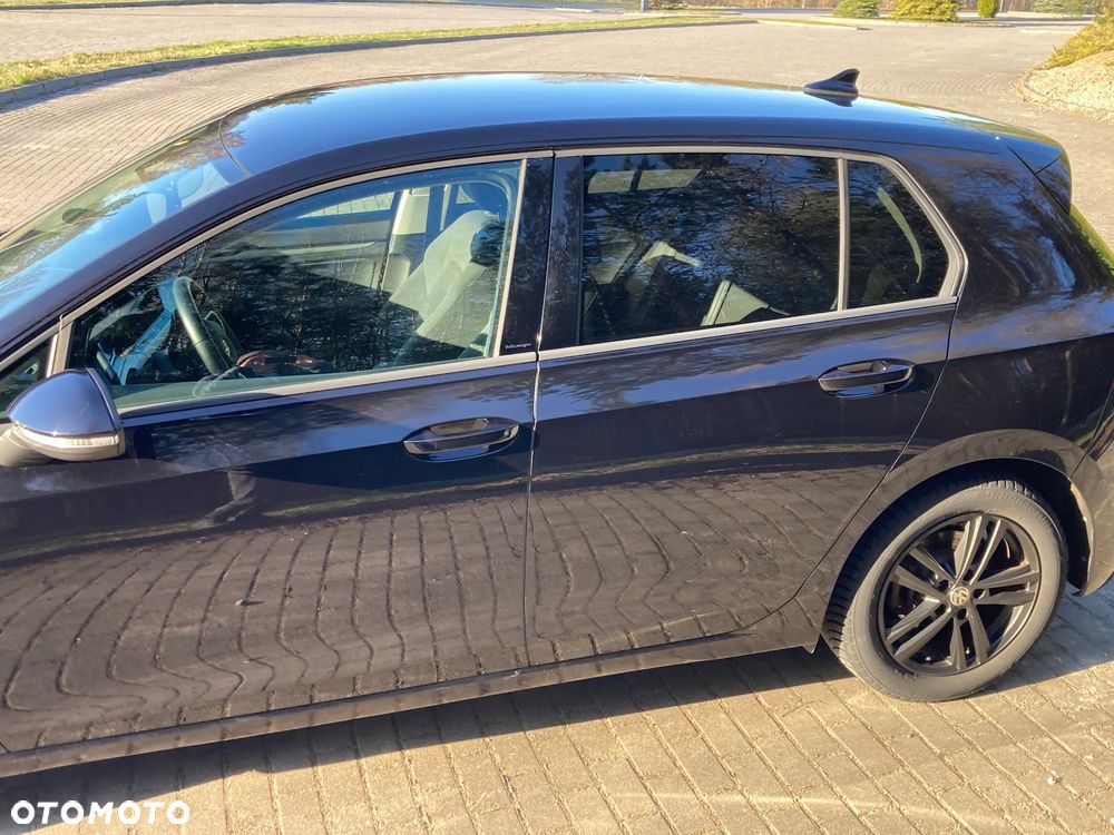 Volkswagen Golf 1.5 eTSI OPF DSG Style - 6