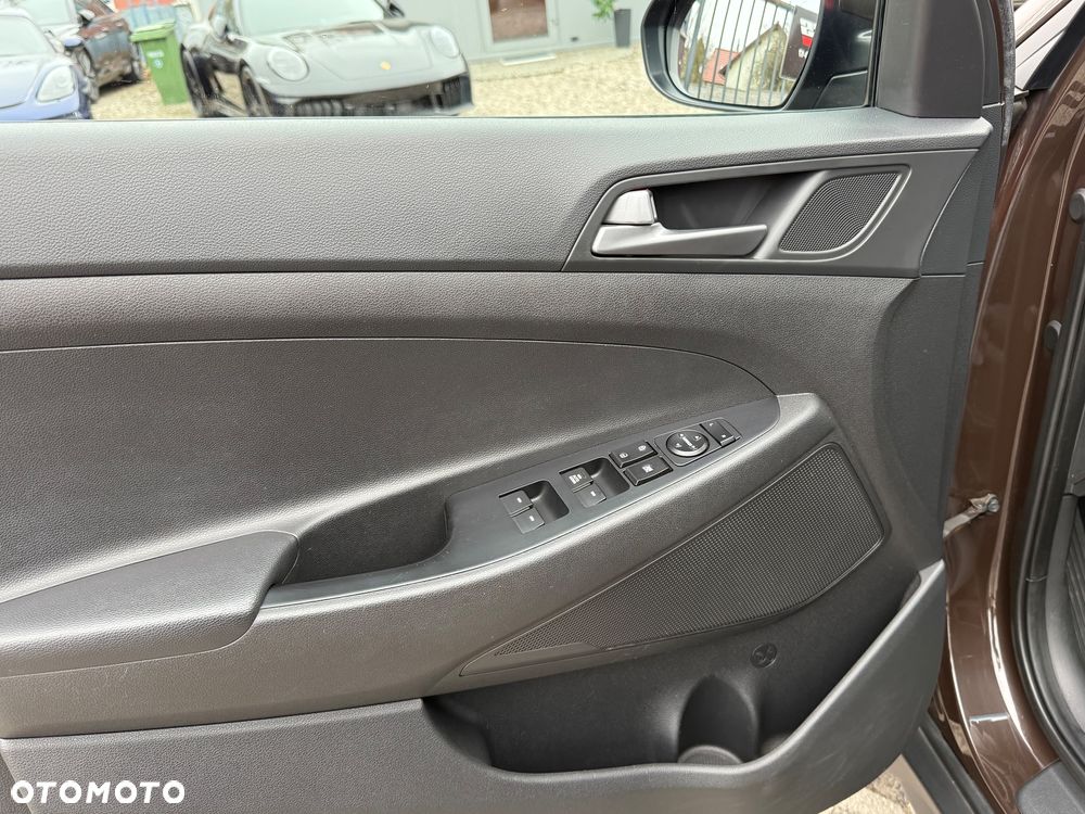 Hyundai Tucson 1.6 GDi Comfort 2WD - 12