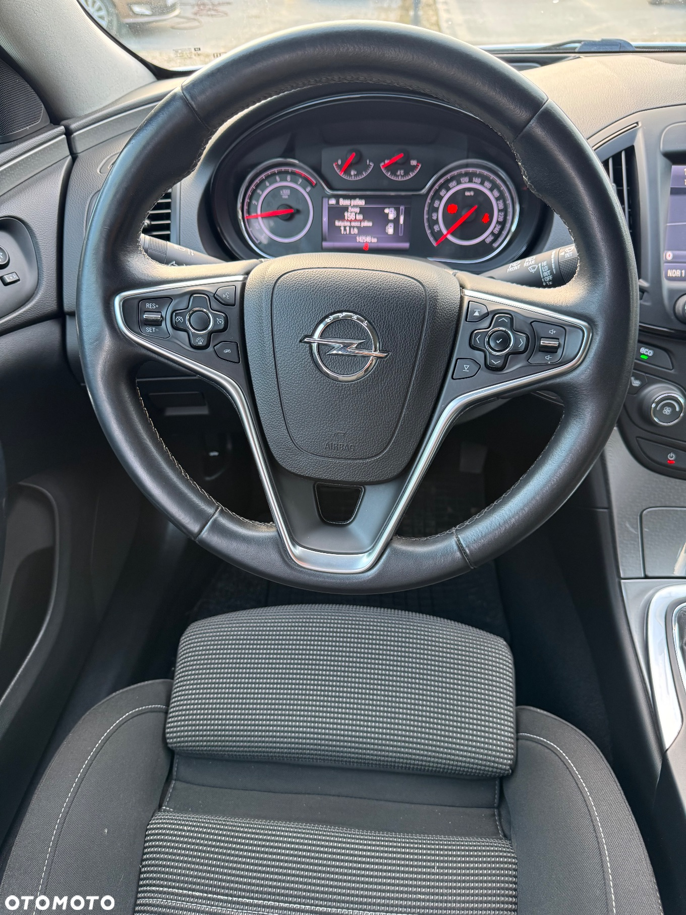 Opel Insignia 1.4 T Executive S&S - 31