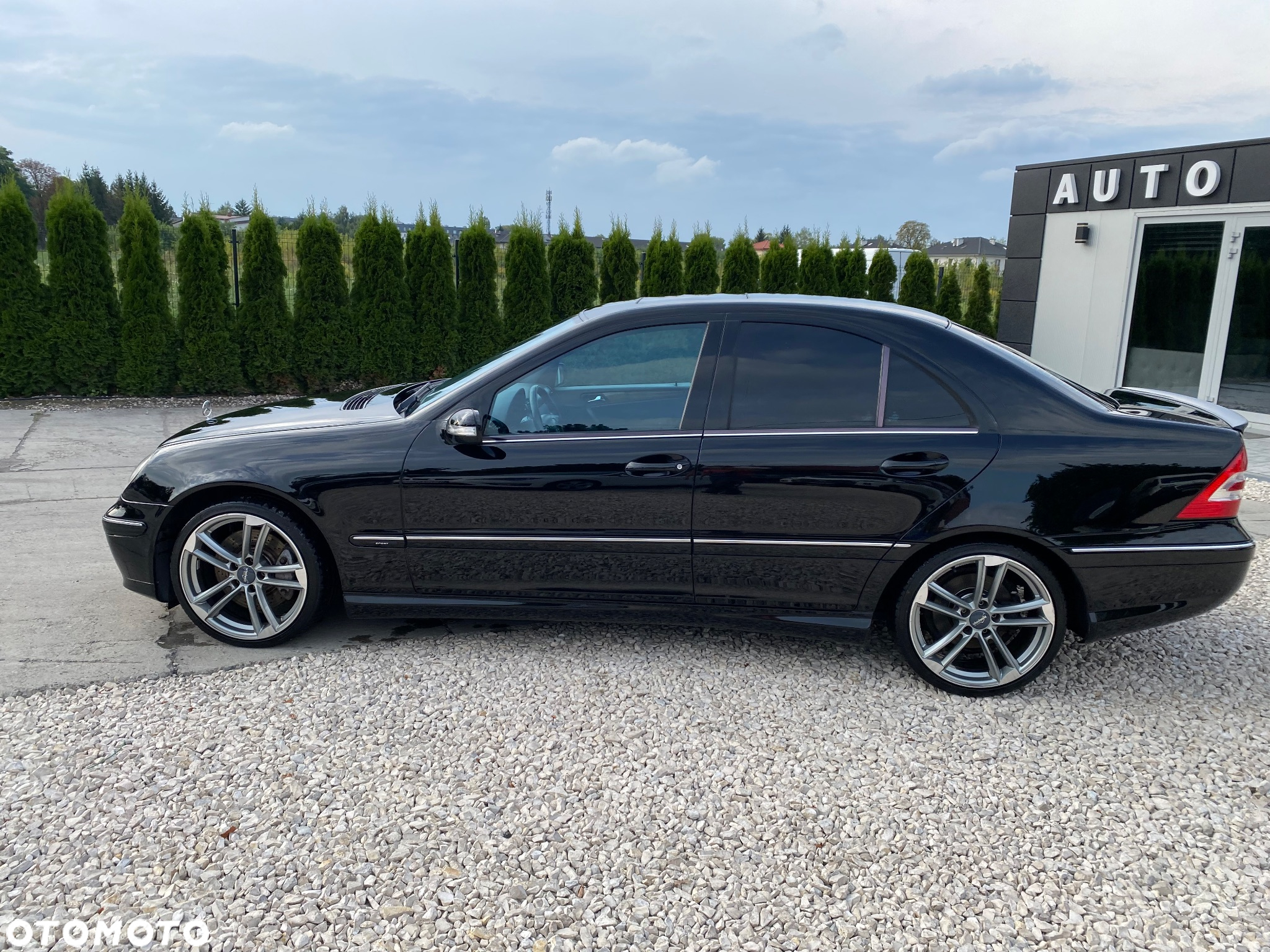 Mercedes-Benz Klasa C 230 T 7G-TRONIC Elegance Sport Edition - 3