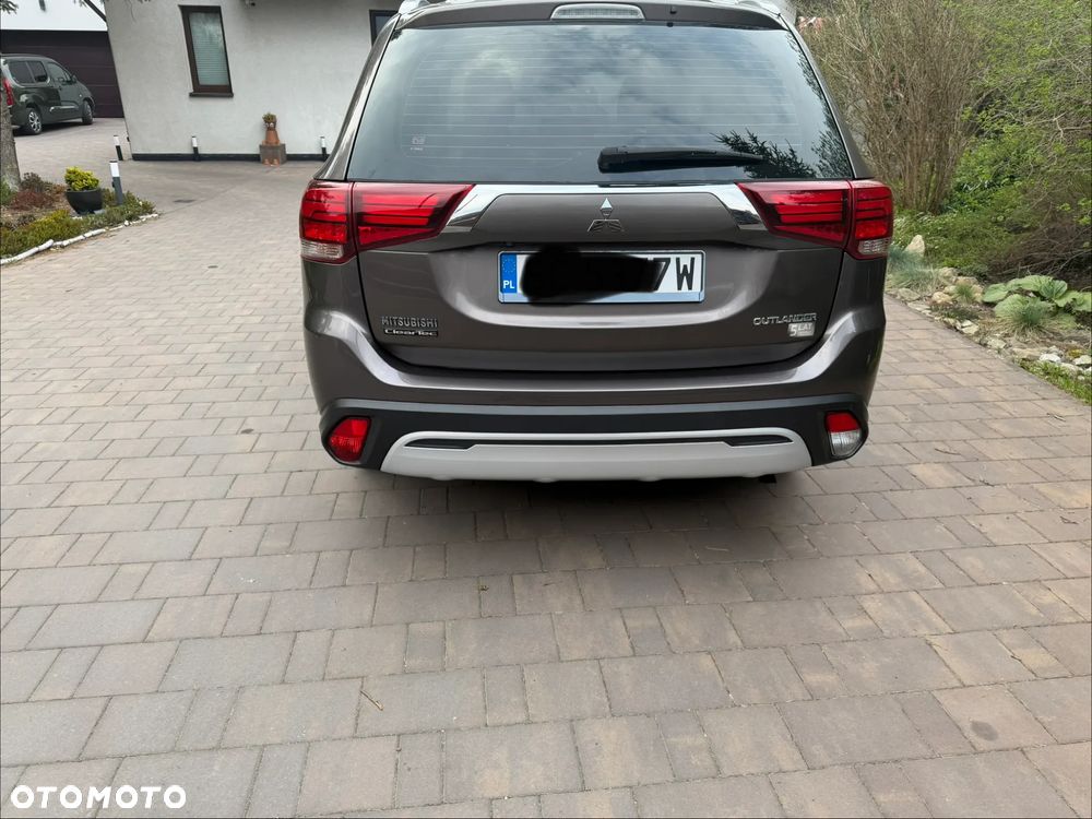 Mitsubishi Outlander 2.0 City Style 2WD - 6