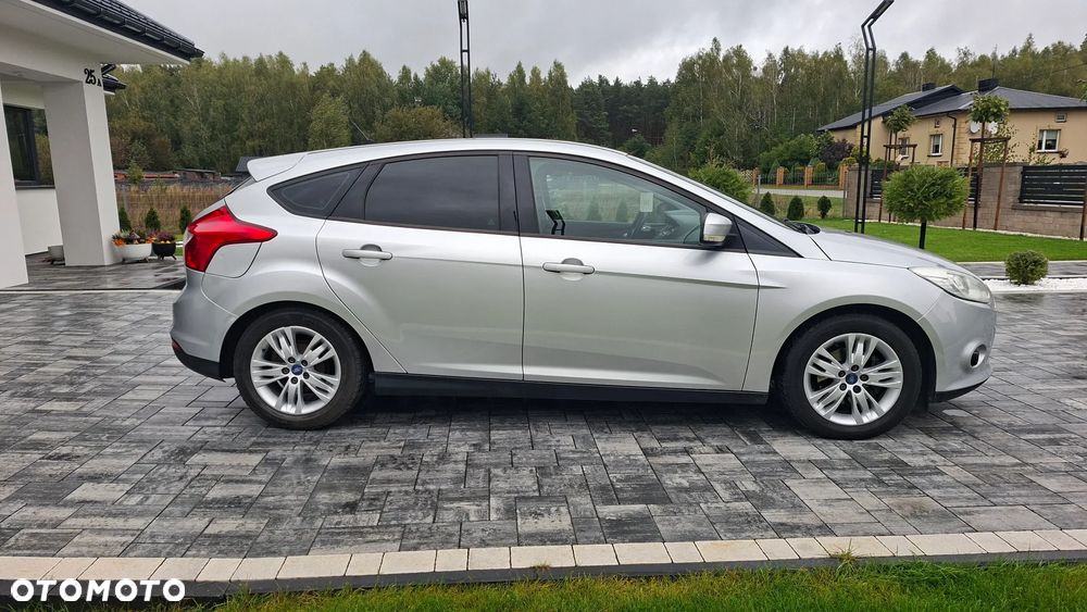 Ford Focus 1.6 Trend - 5