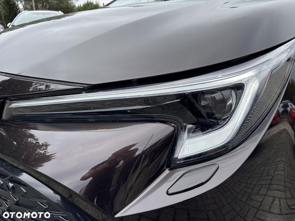 Toyota Corolla 2.0 Hybrid Style - 17