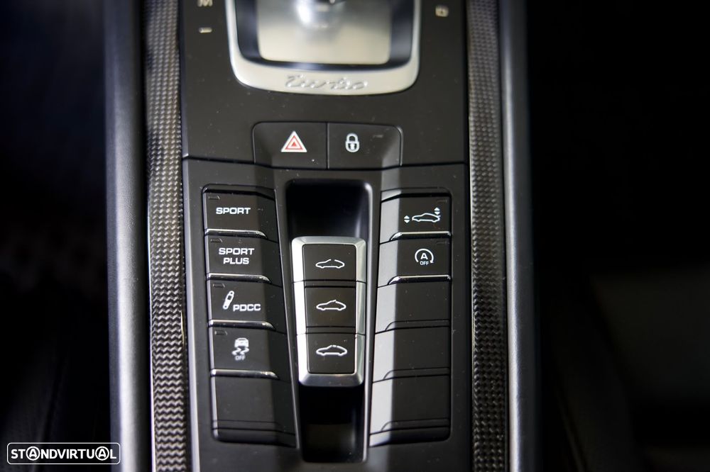 Porsche 911 (991) Turbo S PDK - 24