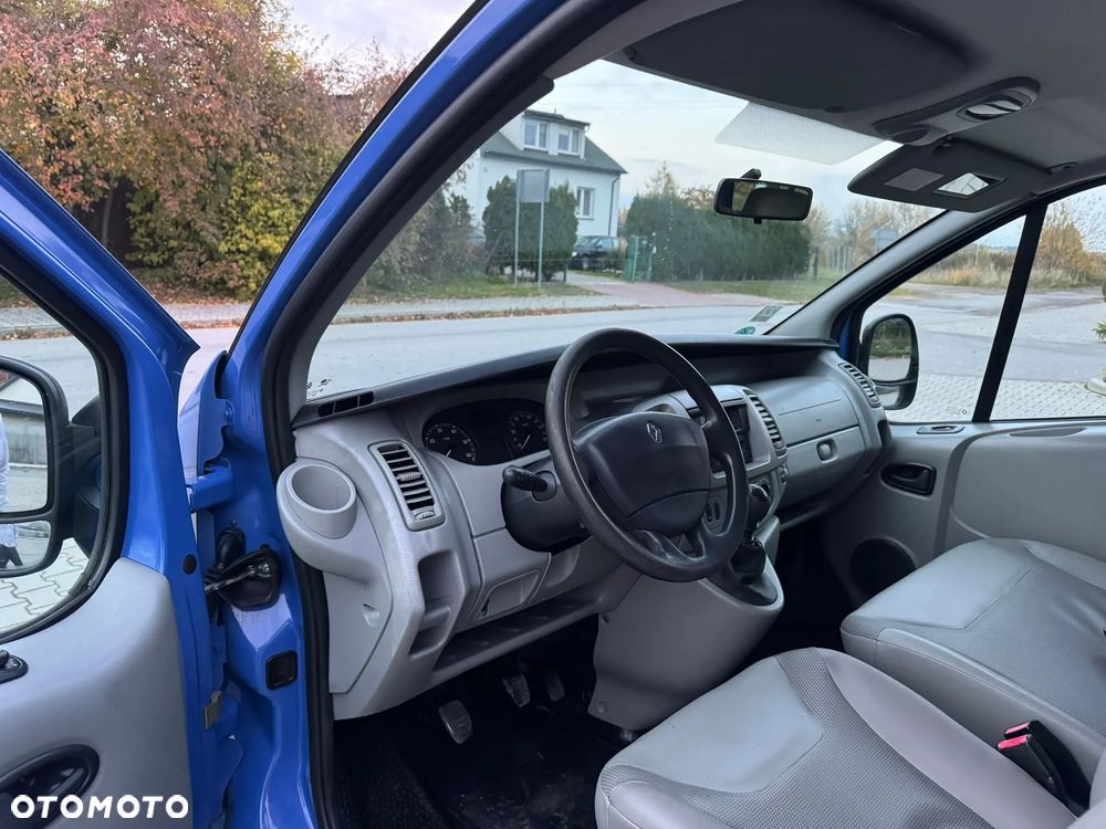 Renault Trafic L1H1 Passenger Lux - 9