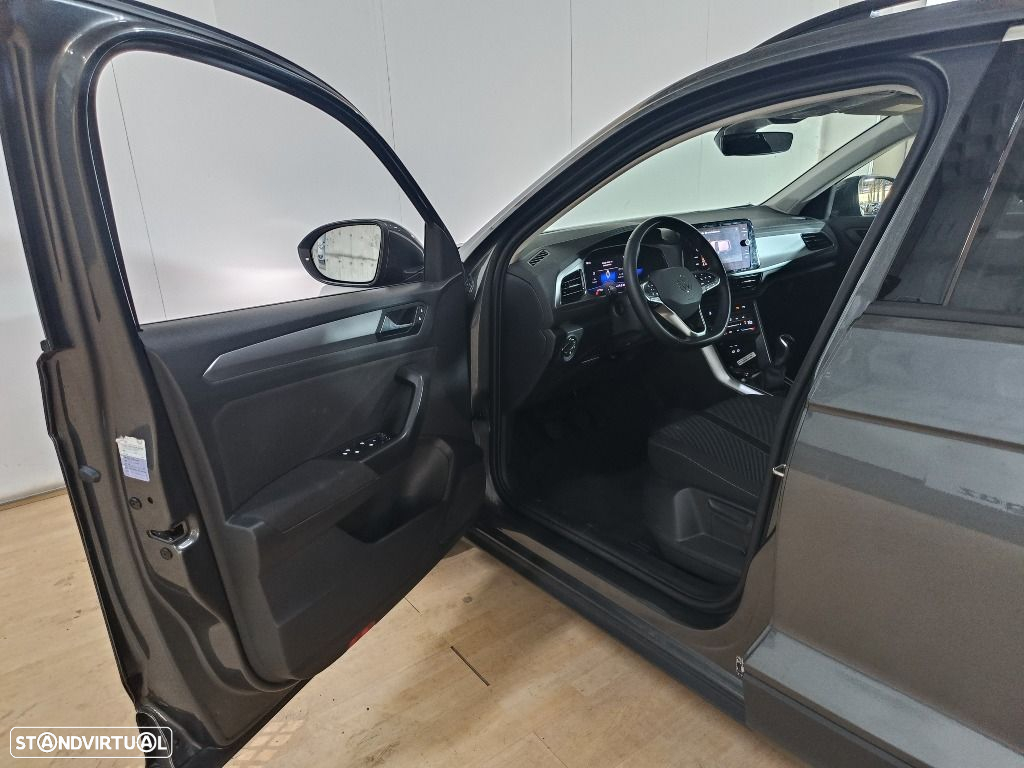 VW T-Roc 1.0 TSI Urban - 12