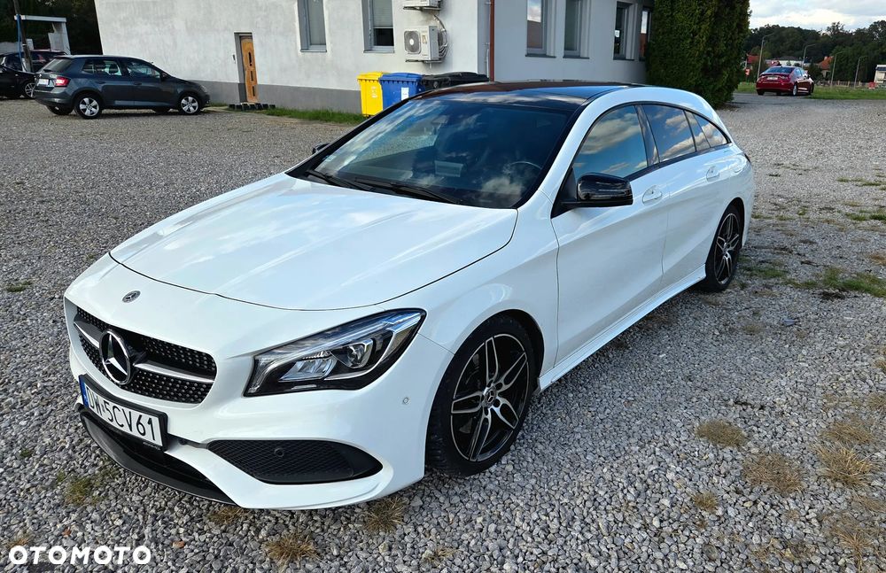 Mercedes-Benz CLA 220 4-Matic AMG Line - 4