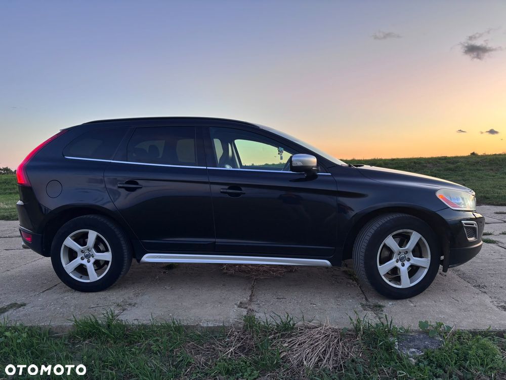 Volvo XC 60 - 6