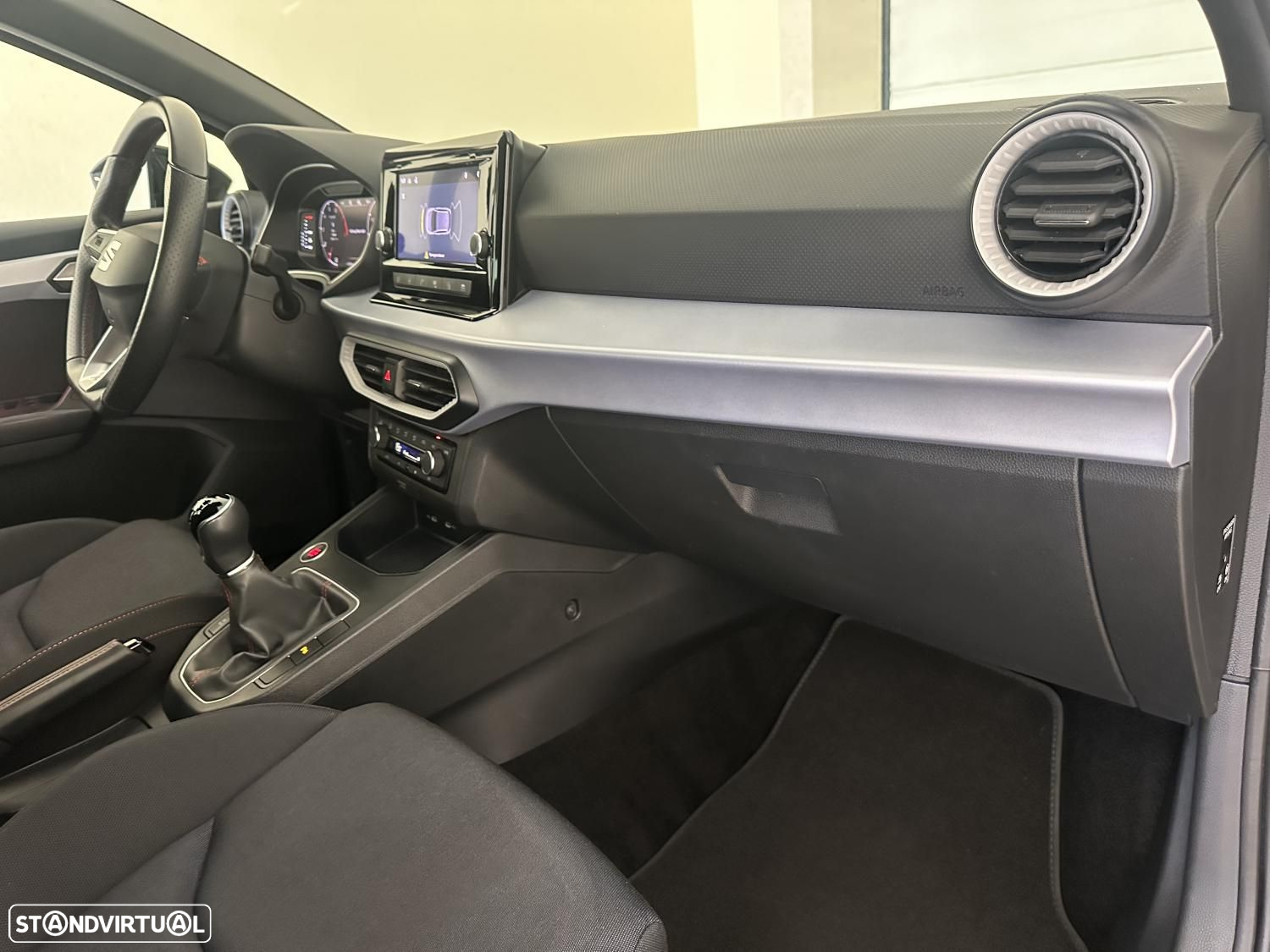 SEAT Ibiza 1.0 TSI FR - 27