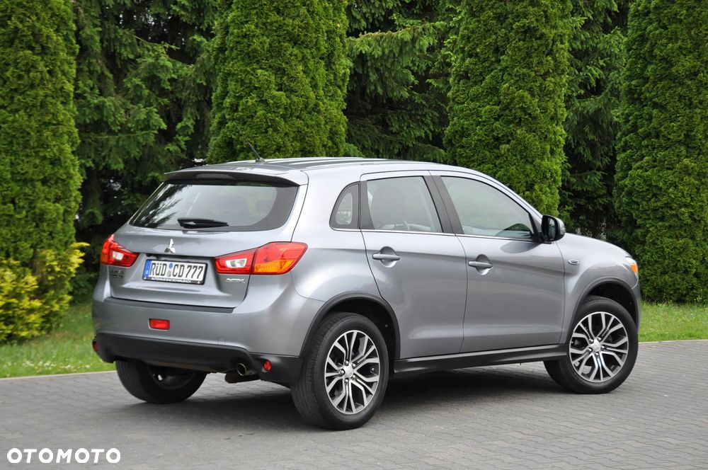 Mitsubishi ASX - 5