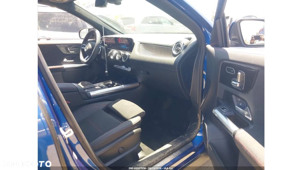 Mercedes-Benz GLA 250 4Matic 8G-DCT AMG Line - 7