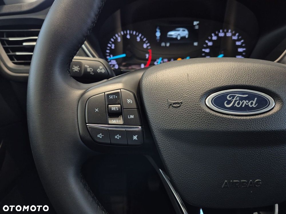Ford Kuga - 17