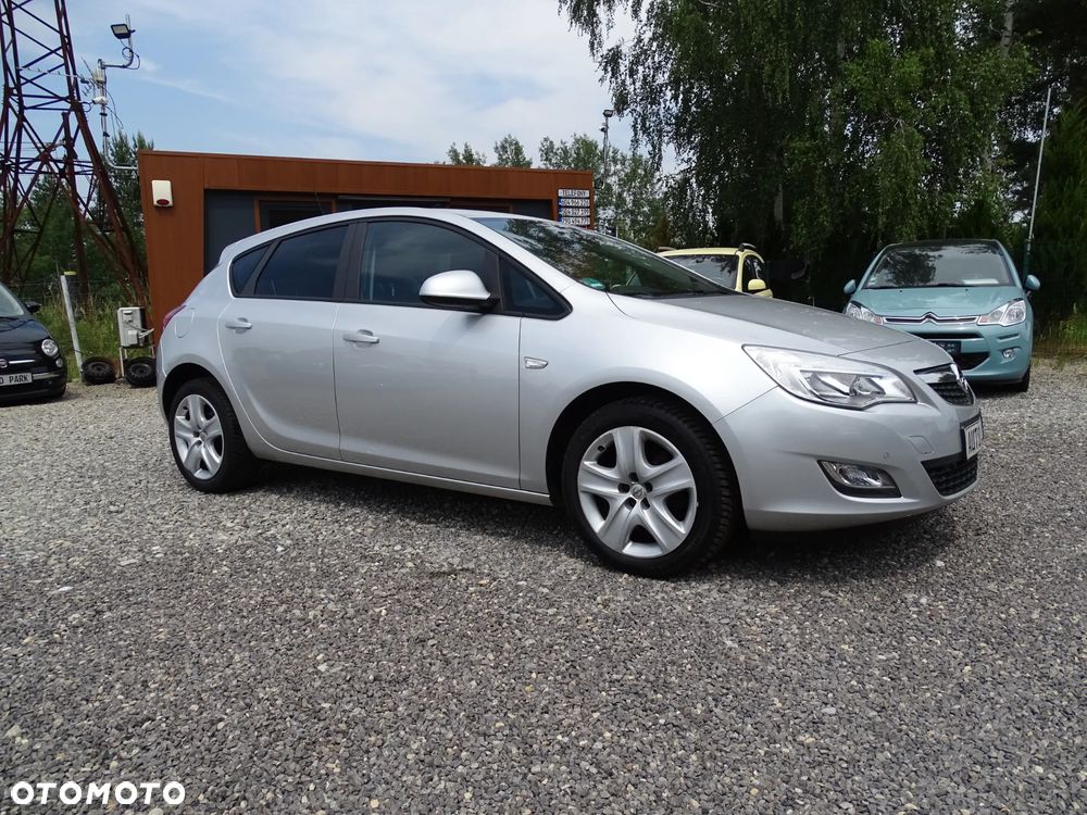 Opel Astra 1.4 Turbo Style - 14