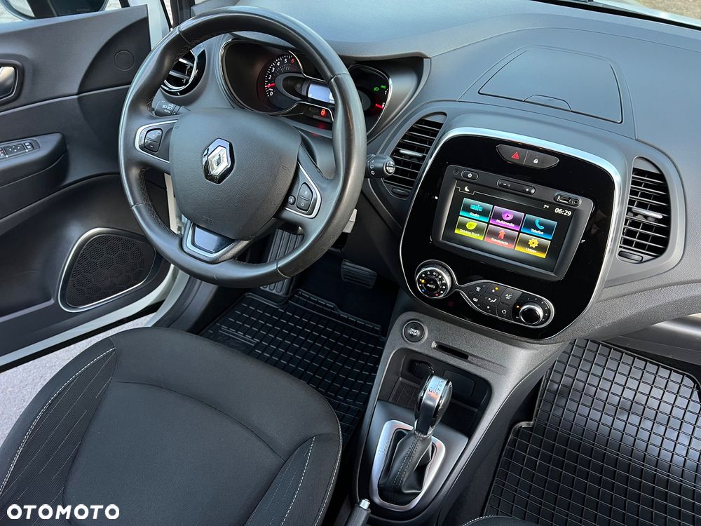 Renault Captur - 28