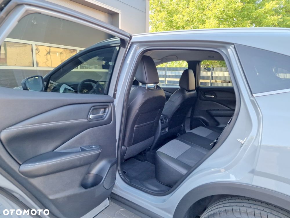 Nissan Qashqai 1.3 DIG-T MHEV Xtronic N-Connecta - 19