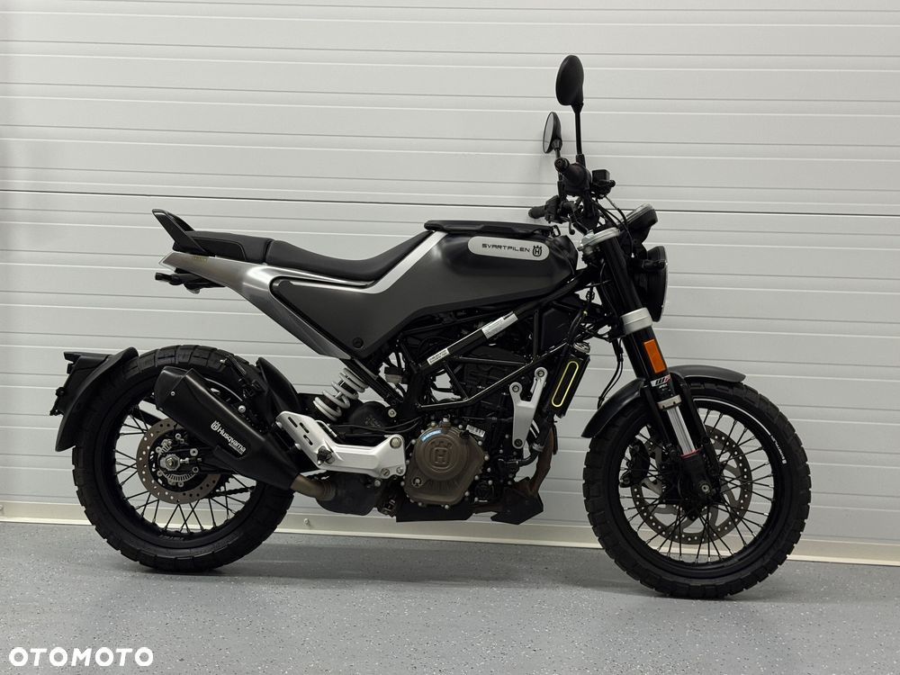 Husqvarna Svartpilen - 2