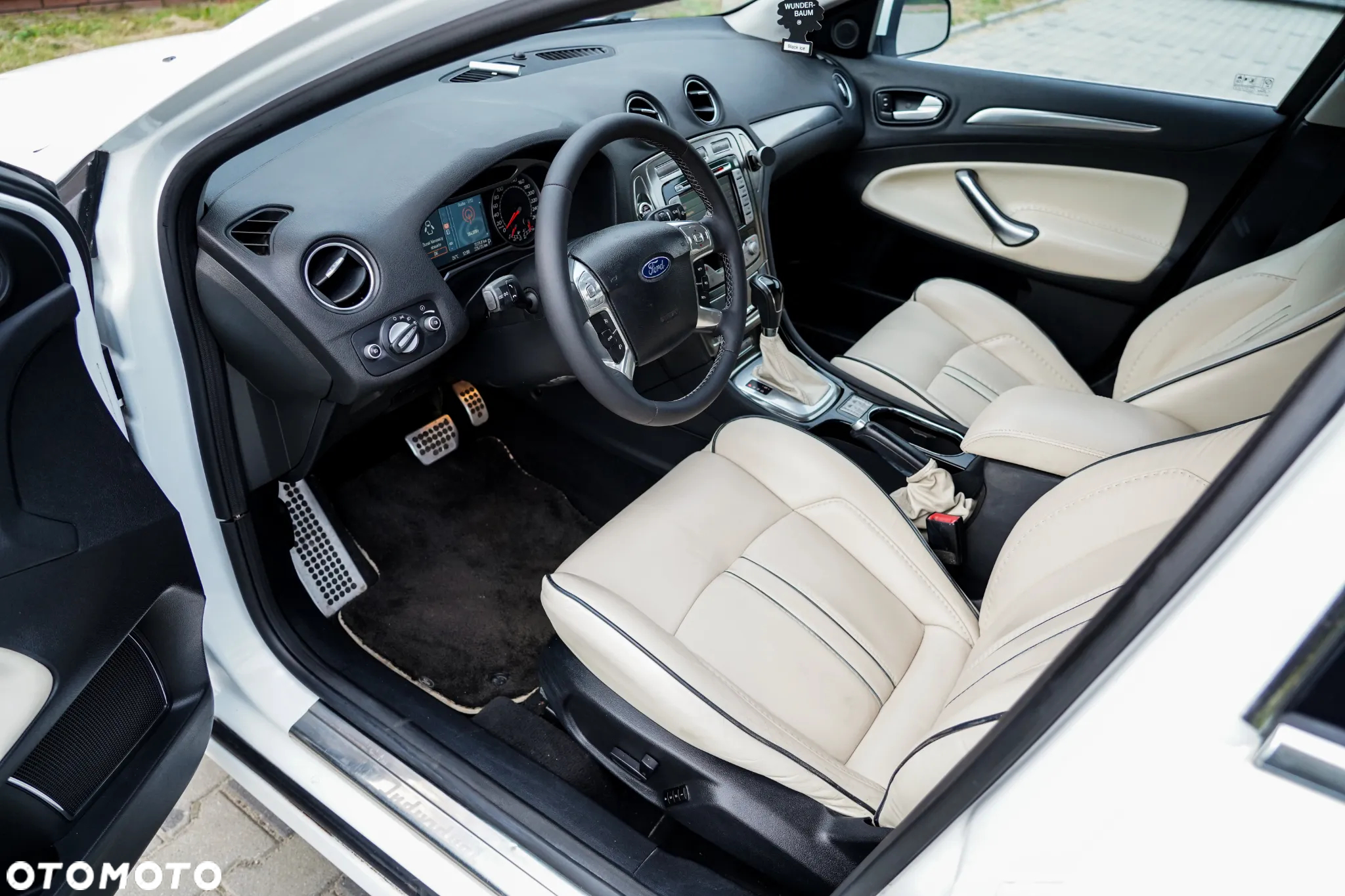 Ford Mondeo - 19